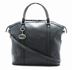 31761644 Celine Triomphe Shoulder Bag Black