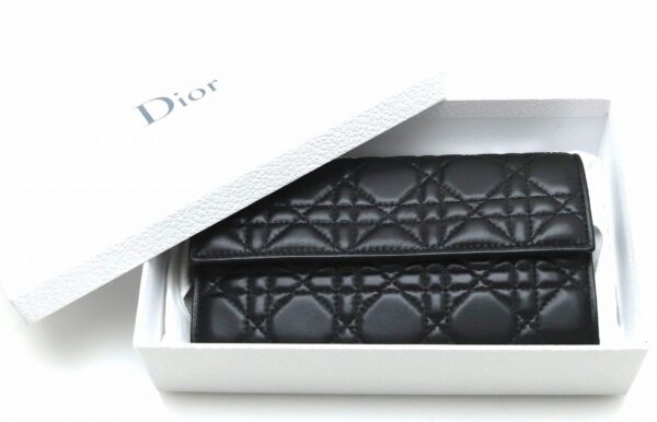 31801206 8 Christian Dior Lady Dior Cannage Chain Wallet Leather Black