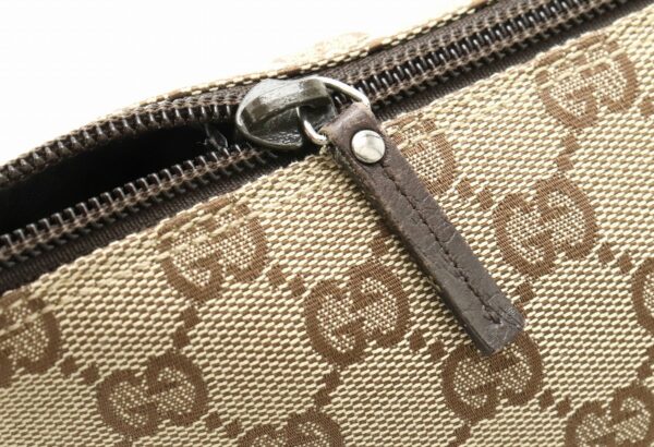 31810996 5 Gucci GG Accessory Pouch Handbag Sub Khaki Brown