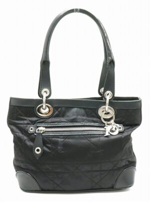 31821982 Chanel Matelasse Chain Shoulder Bag Black