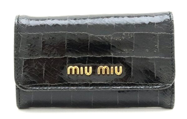 31851521 Miu Miu 6 Row Key Case Embossed Leather Black