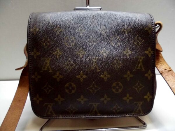 36208736 3 Louis Vuitton Cartesier MM Shoulder Bag Monogram Canvas