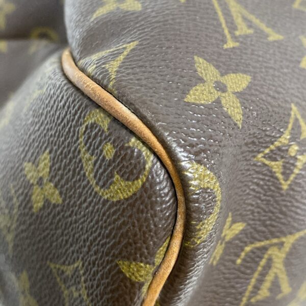 36897890 8 Louis Vuitton Speedy 30 Handbag Monogram Canvas