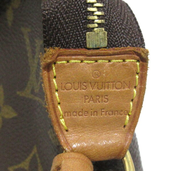 36900422 12 Louis Vuitton Pochette Accessoire Handbag Monogram Canvas