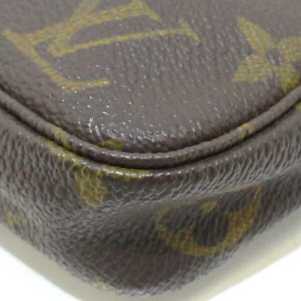 36900422 9 Louis Vuitton Pochette Accessoire Handbag Monogram Canvas