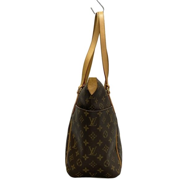 36901896 4 Louis Vuitton Totally MM Monogram Shoulder Bag