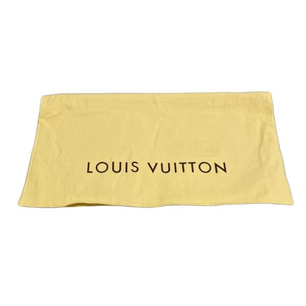 36902292 11 Louis Vuitton Pochette Accessoire Handbag