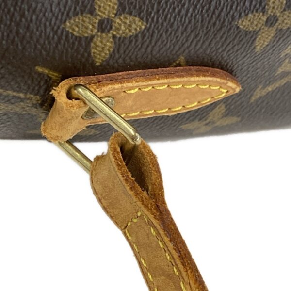 36904558 16 Louis Vuitton Trocadero 27 Shoulder Bag