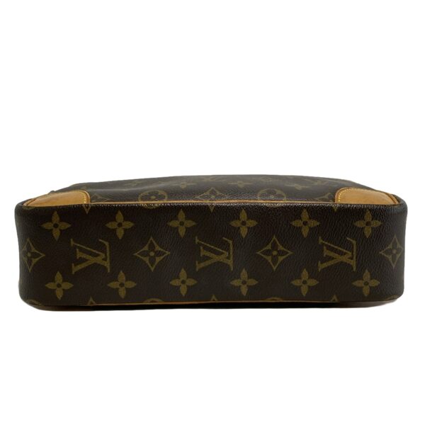 36904558 5 Louis Vuitton Trocadero 27 Shoulder Bag