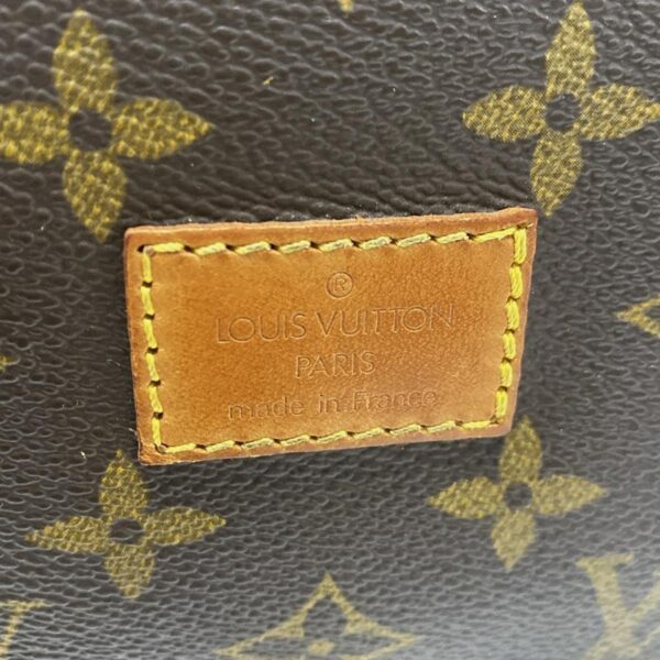 36904937 11 Louis Vuitton Saumur 30 Shoulder Bag