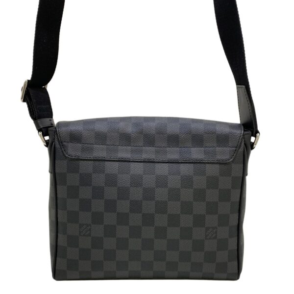 37179248 3 Louis Vuitton District PM NM Shoulder Bag Damier Graphite Canvas