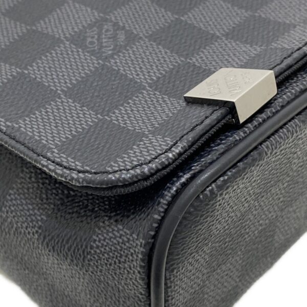 37179248 6 Louis Vuitton District PM NM Shoulder Bag Damier Graphite Canvas