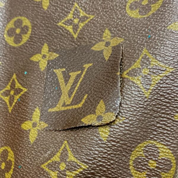 37181704 18 Louis Vuitton Keepall 50 Bag