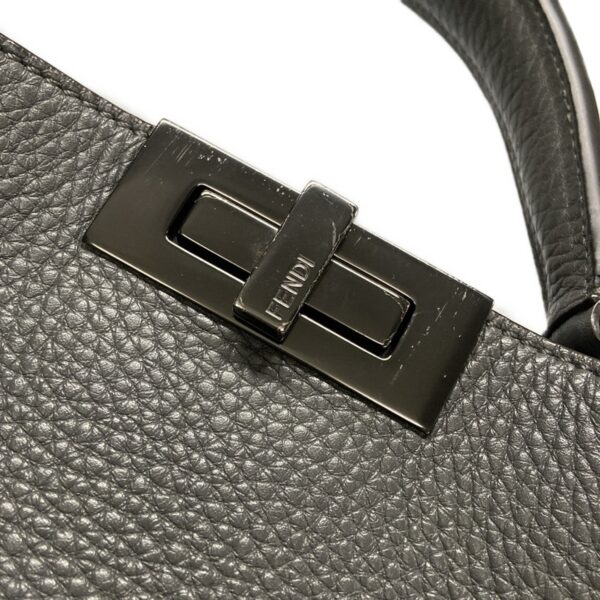 37181711 19 Fendi Peekaboo Isee You Medium Handbag Leather Cuoio Roma Gray