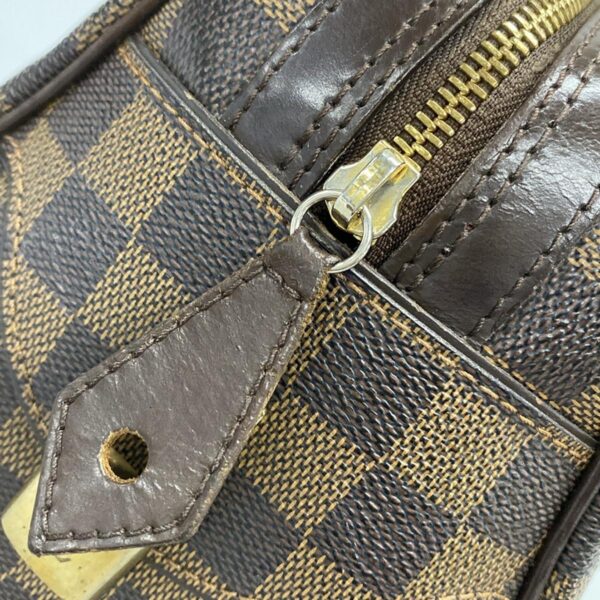 37213425 17 Louis Vuitton Duomo Handbag Ebene