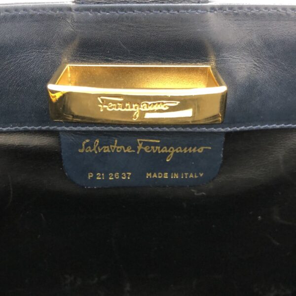 37304780 7 Salvatore Ferragamo Shoulder Bag Chain Shoulder Blue Leather