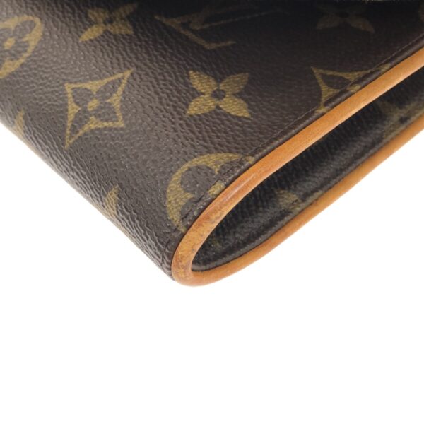 37319173 5 Louis Vuitton Pochette Twin GM Shoulder Bag Monogram Canvas