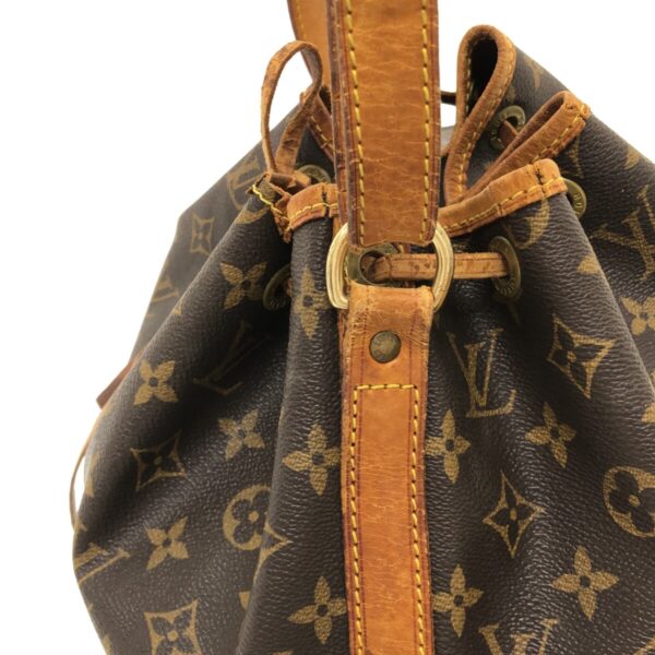 37319215 10 Louis Vuitton Noe Shoulder Bag Monogram Canvas