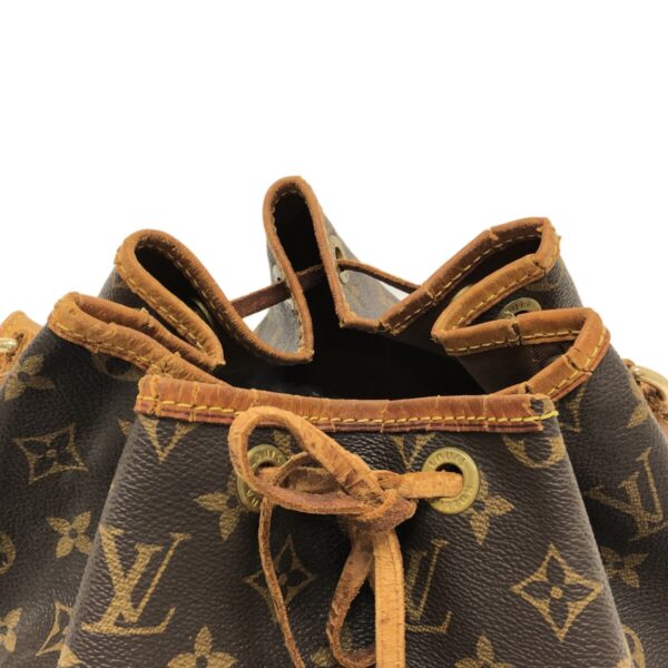 37319215 11 Louis Vuitton Noe Shoulder Bag Monogram Canvas