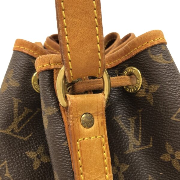 37319217 10 Louis Vuitton Noe Shoulder Bag Monogram Canvas