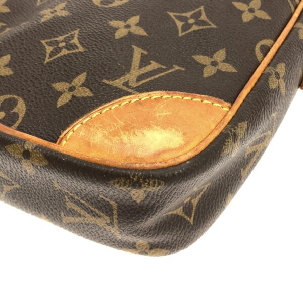 37319241 5 Louis Vuitton Danube Shoulder Bag Monogram Canvas