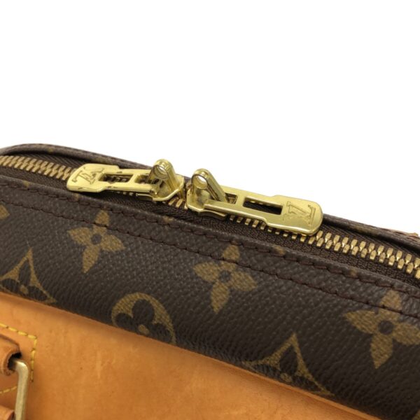 37319253 11 Louis Vuitton Deauville Handbag Monogram Canvas