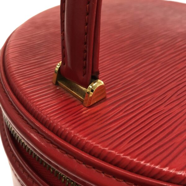 37319535 10 Louis Vuitton Cannes Vanity Bag Castilian Red Leather