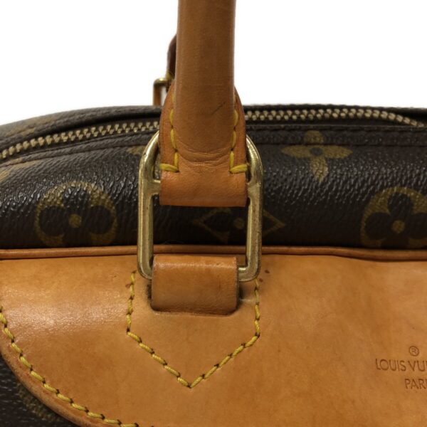 37319749 10 Louis Vuitton Deauville Handbag Monogram Canvas