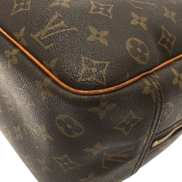 37319749 5 Louis Vuitton Deauville Handbag Monogram Canvas