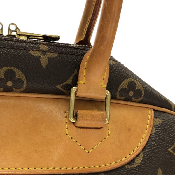 37319898 10 Louis Vuitton Deauville Handbag Monogram Canvas