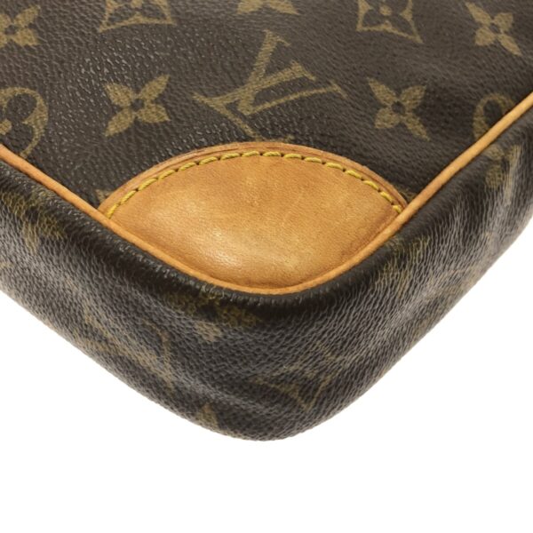 37319927 5 Louis Vuitton Danube Shoulder Bag Monogram Canvas