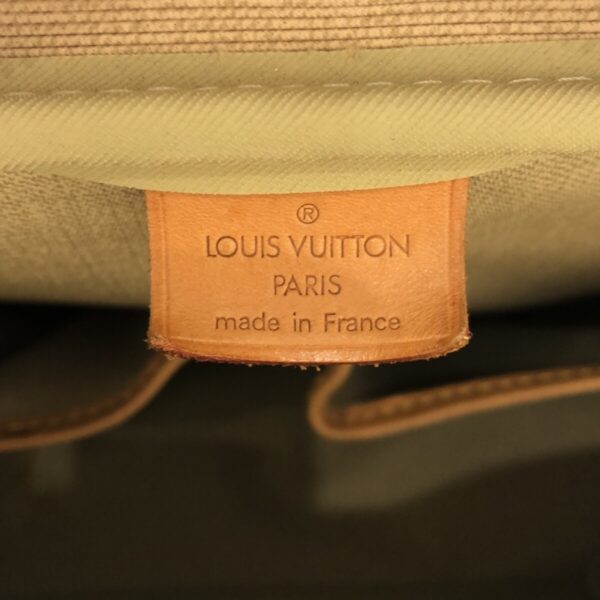 37320202 7 Louis Vuitton Deauville Handbag Monogram Canvas