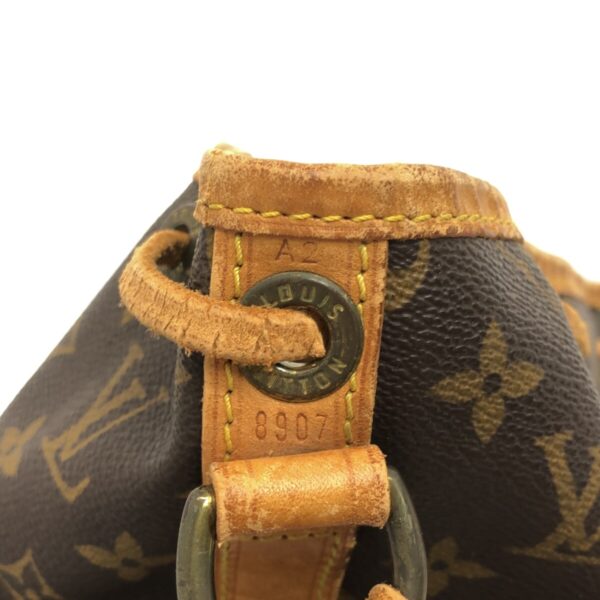 37320461 8 Louis Vuitton Noe Shoulder Bag Monogram Canvas