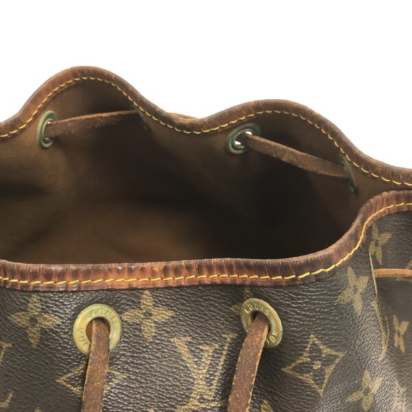 37320479 11 Louis Vuitton Petit Noe Shoulder Bag Monogram Canvas