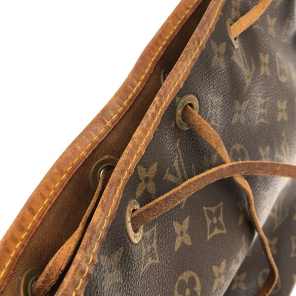 37320496 11 Louis Vuitton Petit Noe Shoulder Bag Monogram Canvas