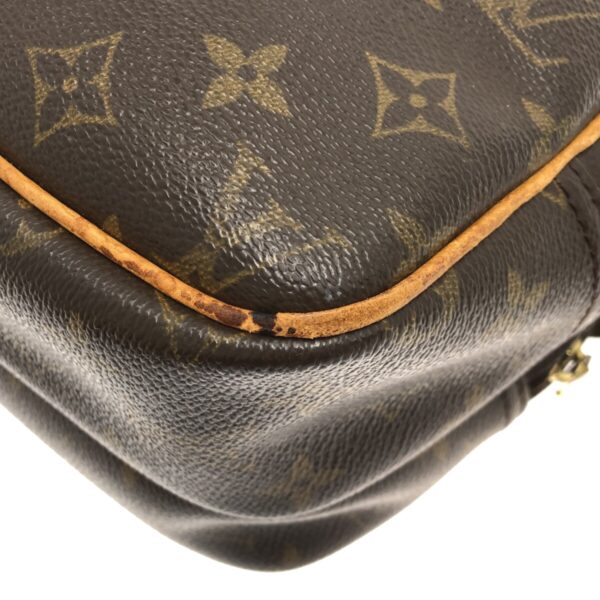 37320525 5 Louis Vuitton Reporter PM Shoulder Bag Monogram