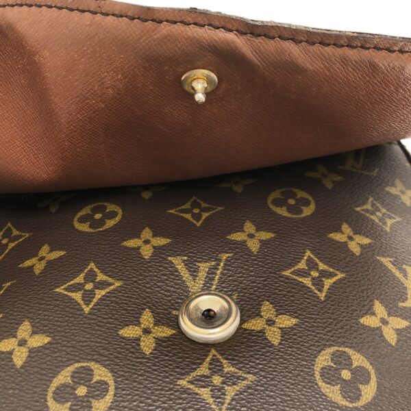 37320527 11 Louis Vuitton Saint Cloud GM Shoulder Bag Monogram Canvas