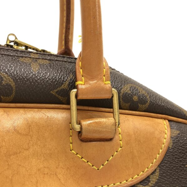 37320537 10 Louis Vuitton Deauville Handbag Monogram Canvas