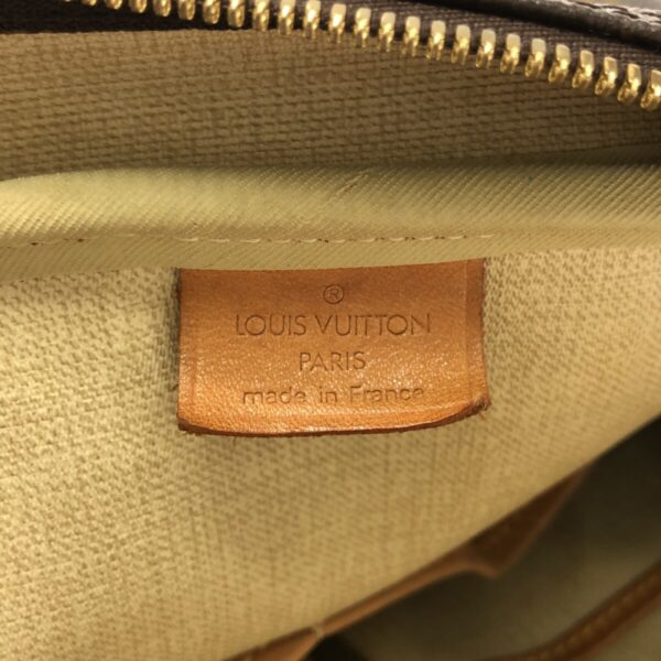 37320537 7 Louis Vuitton Deauville Handbag Monogram Canvas