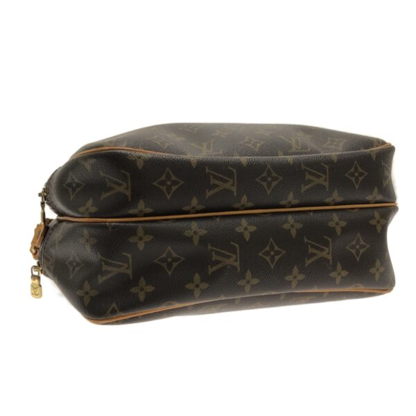 37320539 4 Louis Vuitton Reporter PM Shoulder Bag Monogram Canvas Leather