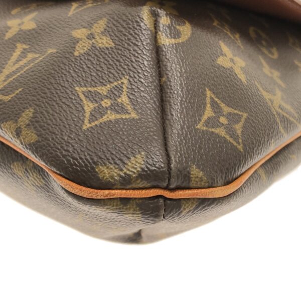 37320542 5 Louis Vuitton Musette Shoulder Bag Monogram Canvas