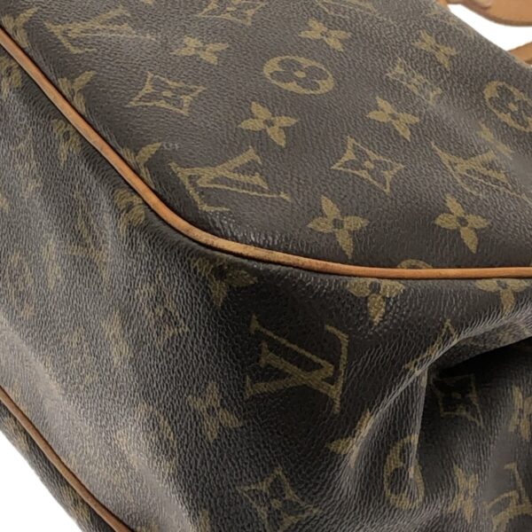 37320691 5 Louis Vuitton Batignolles Horizontal Shoulder Bag Monogram Canvas