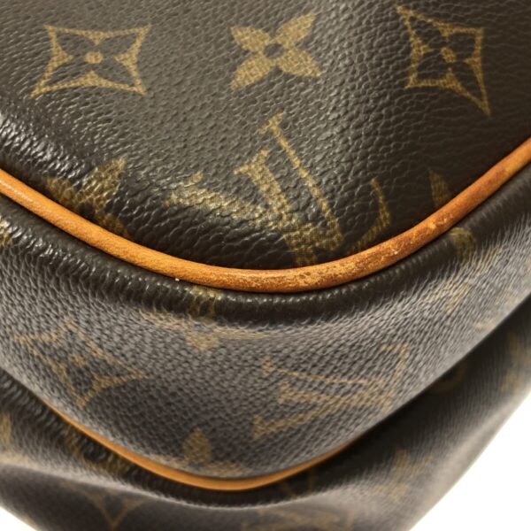 37320728 5 Louis Vuitton Reporter PM Shoulder Bag Monogram Leather