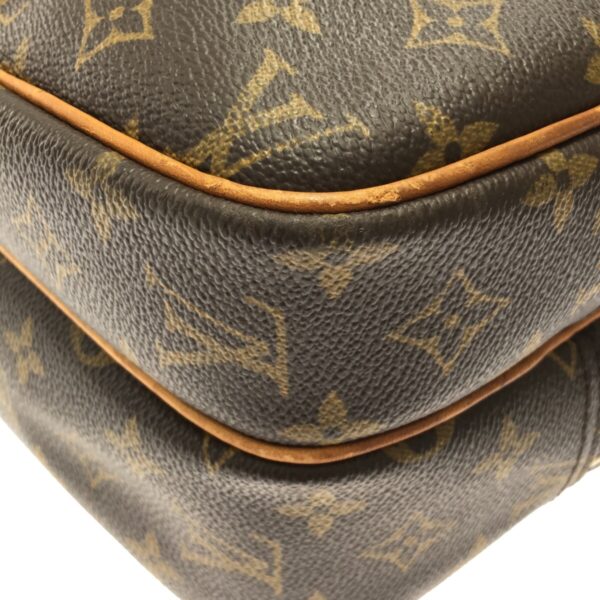 37320729 5 Louis Vuitton Reporter PM Shoulder Bag Monogram Leather