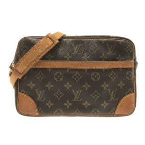 37320756 1 Louis Vuitton Luco Monogram Tote Bag Brown