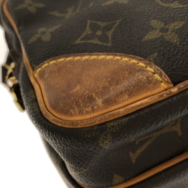 37320867 5 Louis Vuitton Amazon Shoulder Bag Monogram Canvas