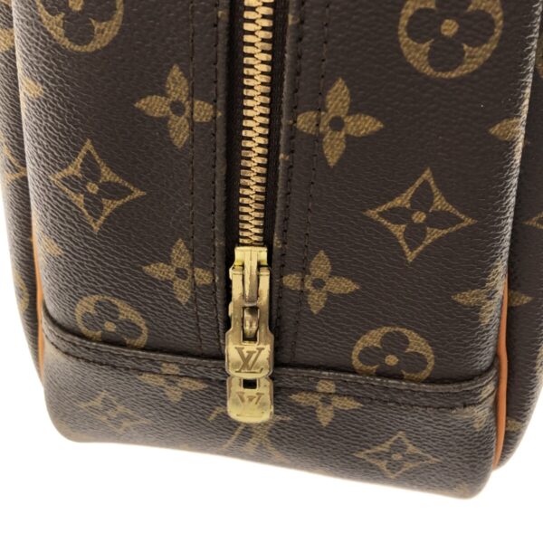 37320873 11 Louis Vuitton Deauville Handbag Monogram Canvas