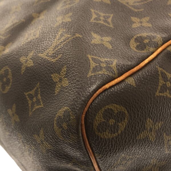 37321479 5 Louis Vuitton Speedy 40 Handbag Monogram Canvas