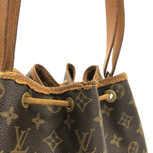 37321489 11 Louis Vuitton Noe Shoulder Bag Monogram Canvas