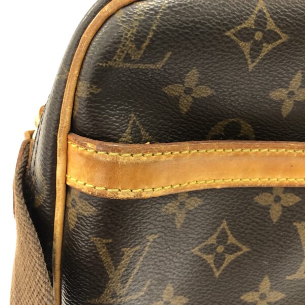 37321499 13 Louis Vuitton Reporter PM Shoulder Bag Monogram